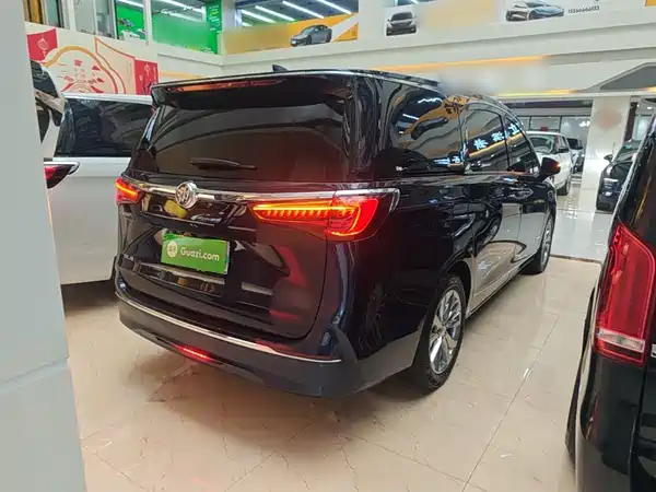Buick GL8 2021