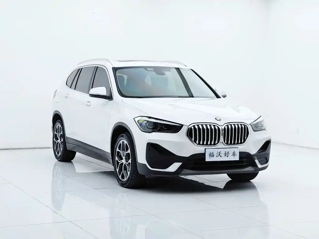 BMW X1 2022 — фото 3