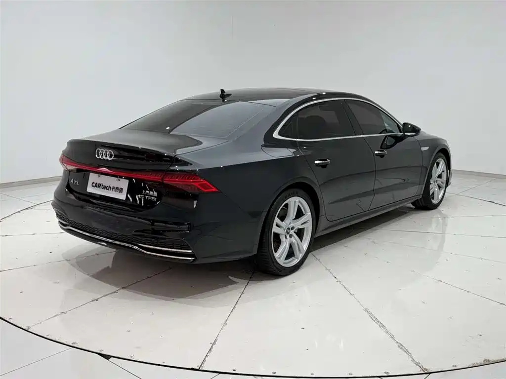 Audi A7L 2022 — фото 8