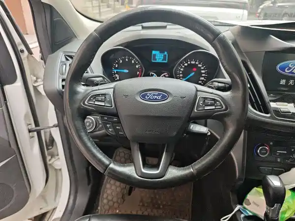 Ford Kuga 2017