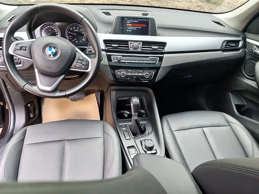 BMW X1 2019 — фото 18