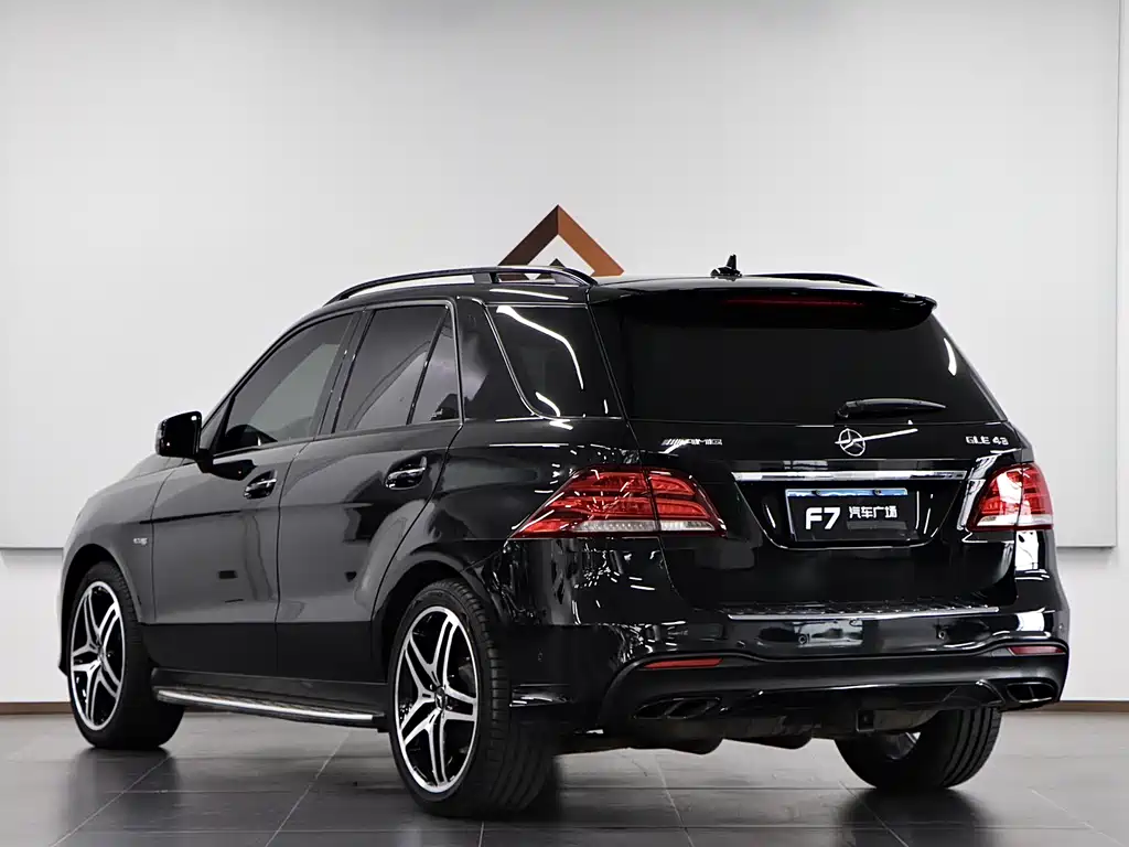 Mercedes-Benz GLE AMG 2018 — фото 4