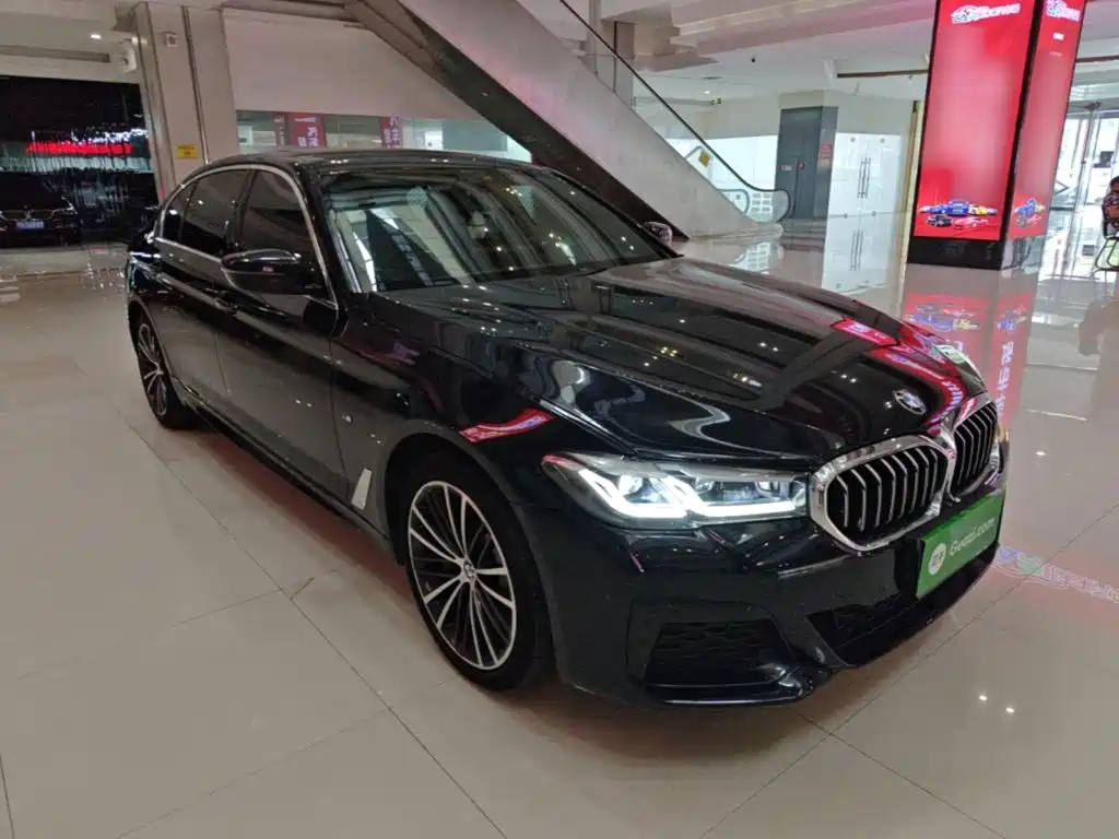 BMW 5 Series 2021