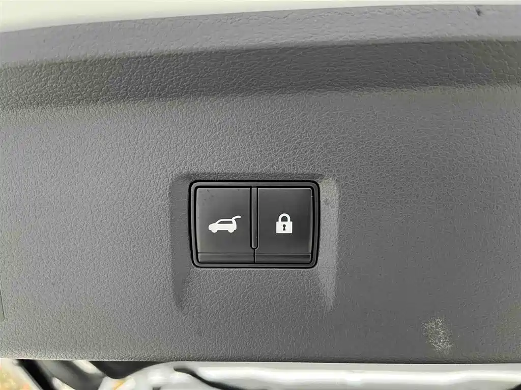 Nissan Teramont 2024 — фото 19