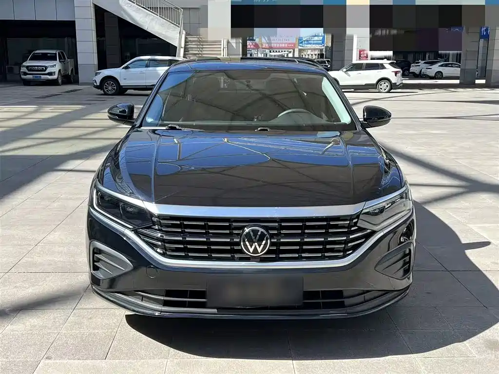 Volkswagen Passat 2023 — фото 14