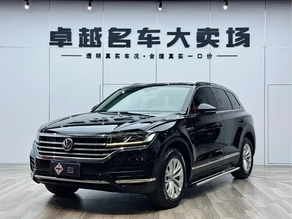 Volkswagen Touareg 2020 — фото 1
