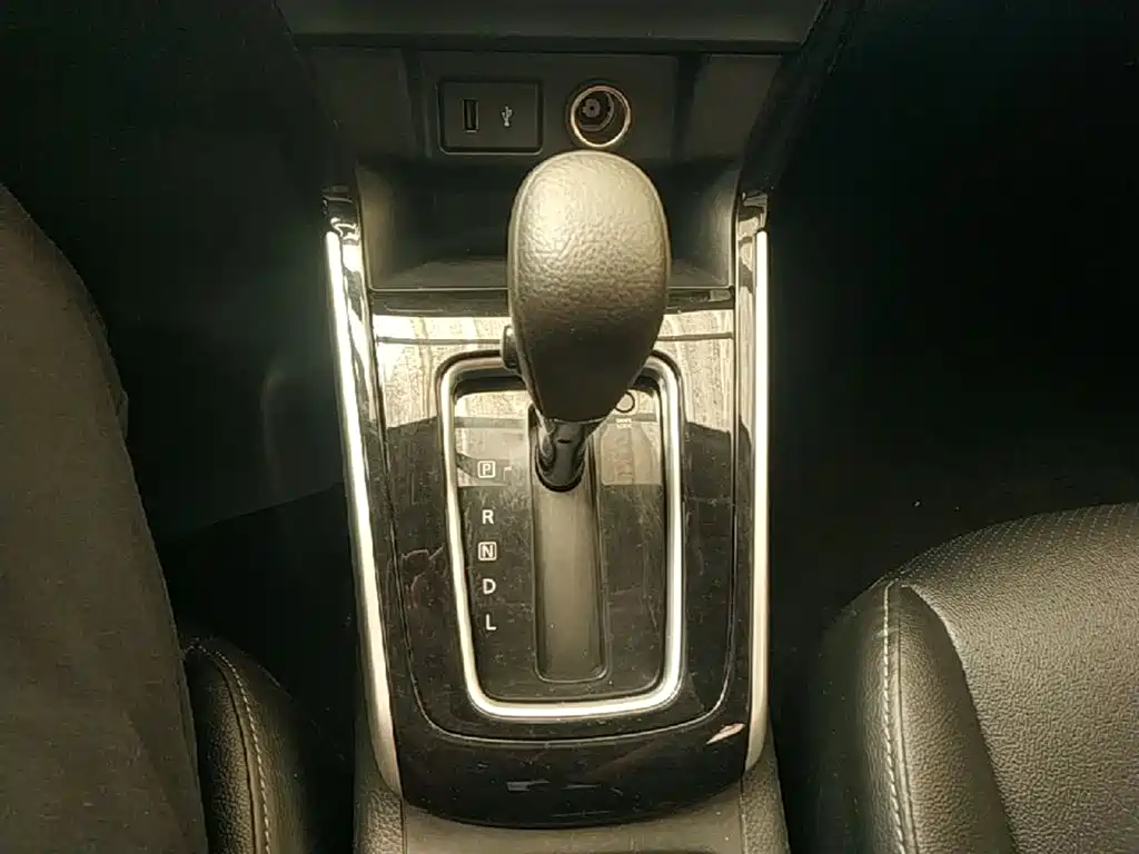 Nissan Sylphy 2021 — фото 14