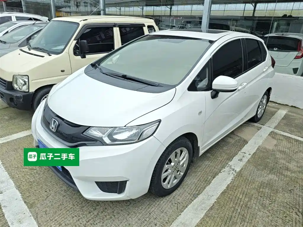 Honda Fit 2016 — фото 1