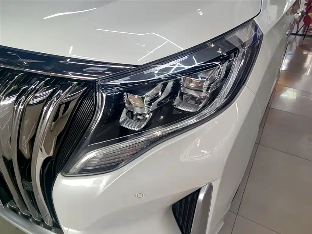GAC Motor Trumpchi M8 2022 — фото 24