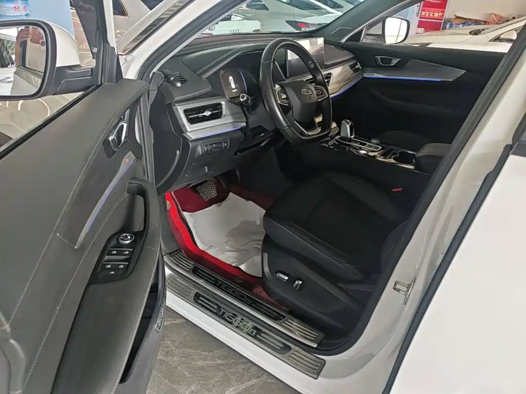 Chery Tiggo 8 2022 — фото 16