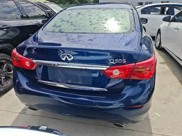 Infiniti Q50L 2016