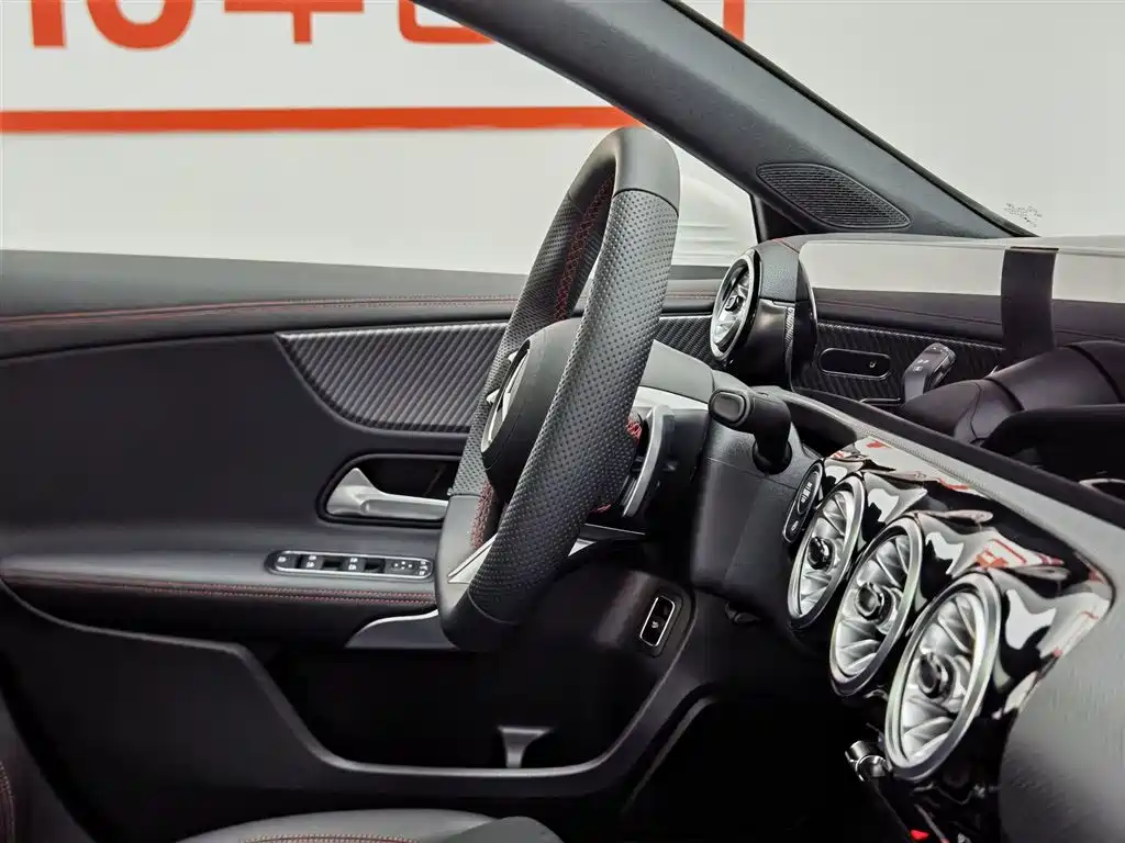 Mercedes-Benz A-Class 2025 — фото 22