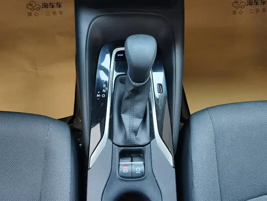 Toyota Corolla 2021 — фото 16
