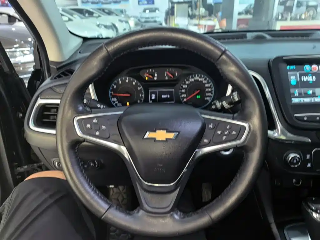Chevrolet Equinox 2019 — фото 11
