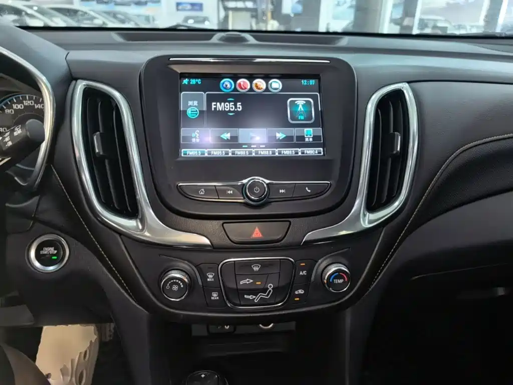 Chevrolet Equinox 2019 — фото 10