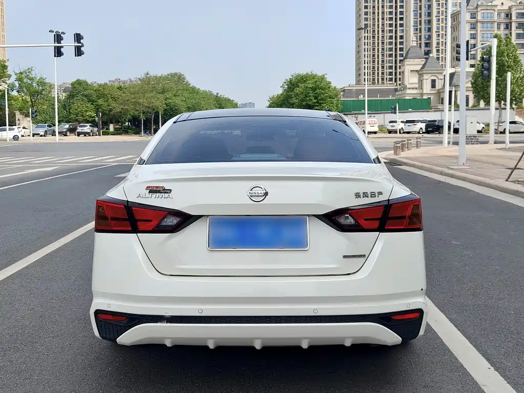 Nissan Teana 2021 — фото 16