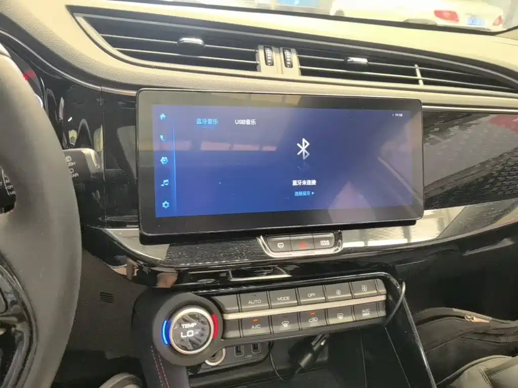 Dongfeng Fengshen AX7 2022 — фото 13