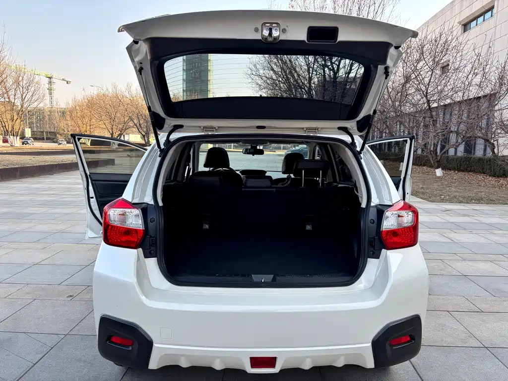 Subaru XV 2013 — фото 10