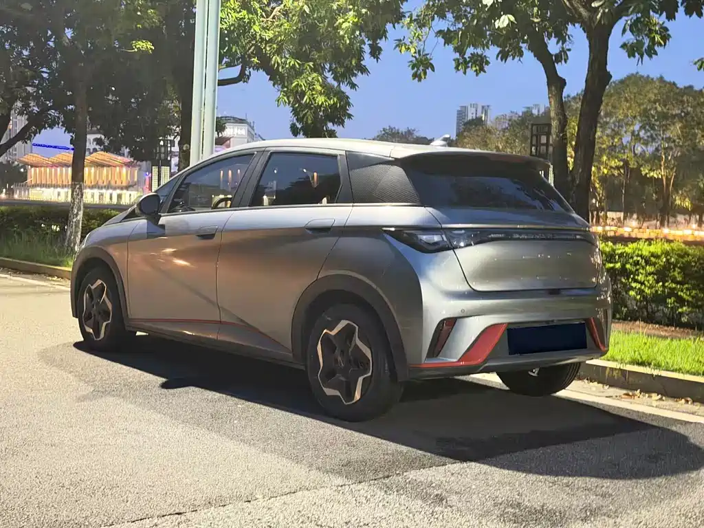 BYD Dolphin 2022