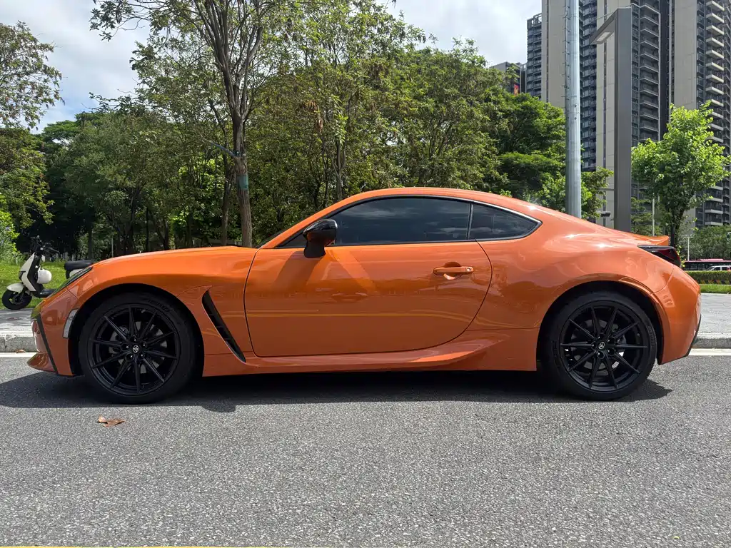 Toyota 86 2023 — фото 4