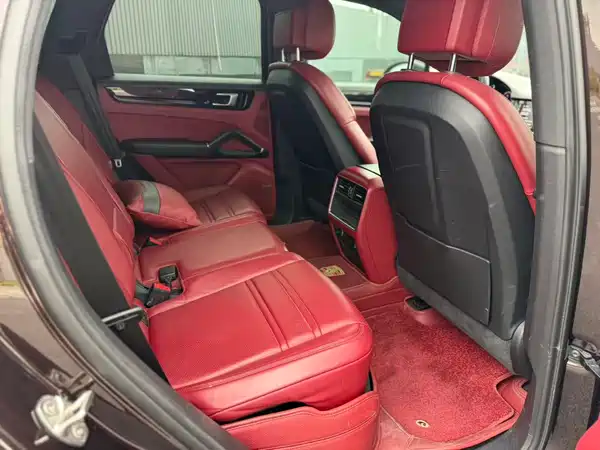 Porsche Cayenne 2019