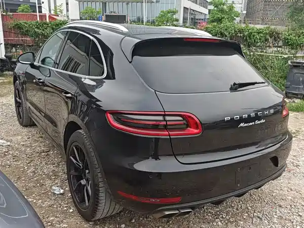 Porsche Macan 2015