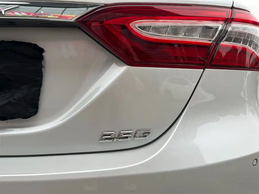 Toyota Camry 2020 — фото 22