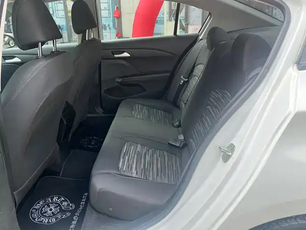 Chevrolet Cavalier 2018