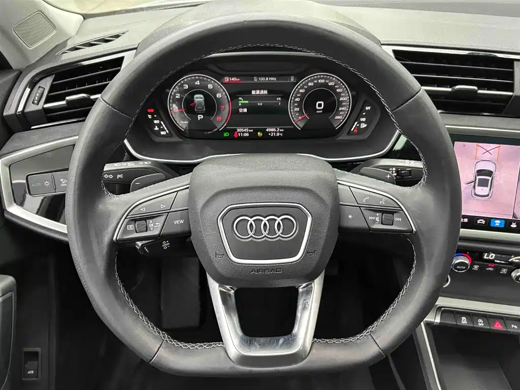 Audi Q3 2022 — фото 3