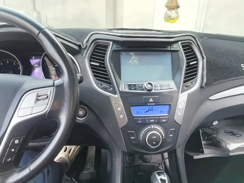 Hyundai Santa Fe 2016 — фото 13