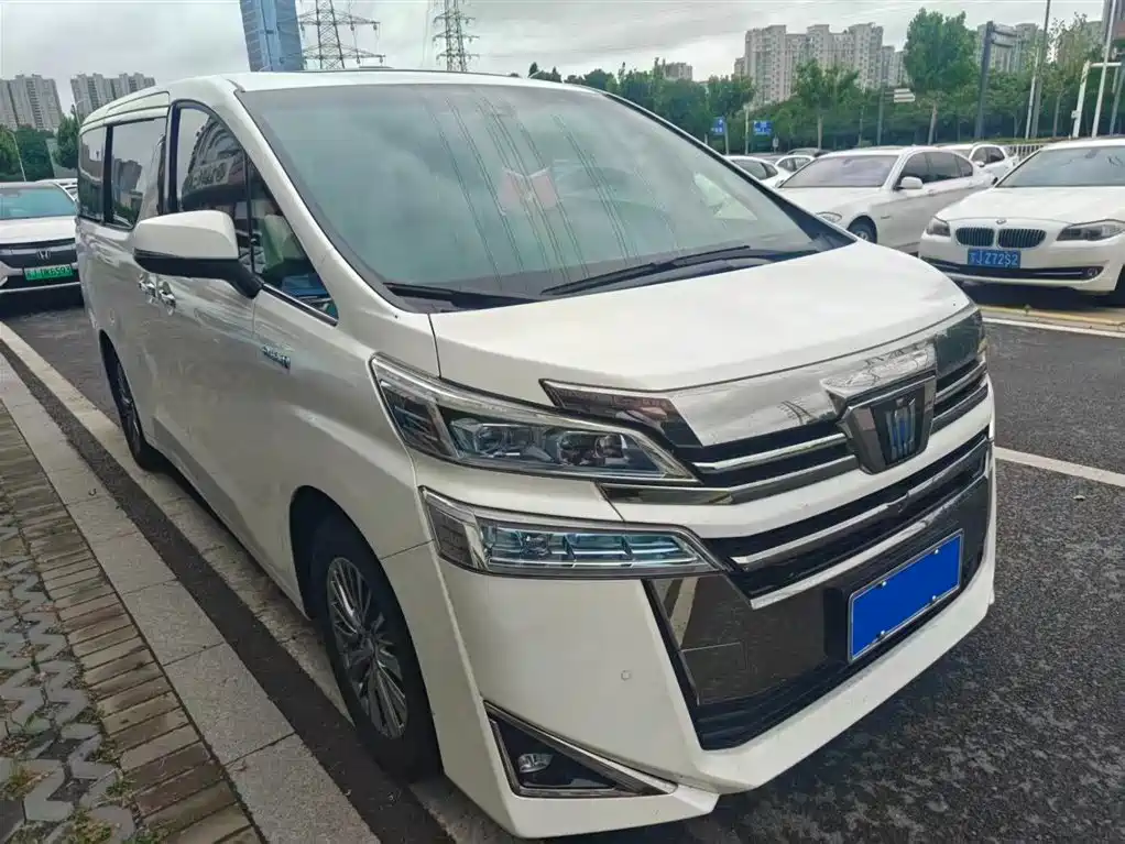 Toyota Vellfire 2021 — фото 2
