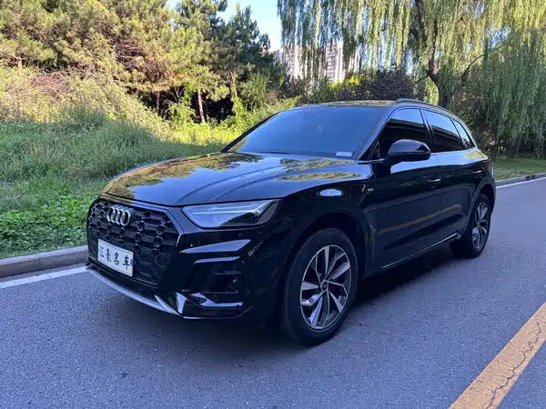 Audi Q5L 2025