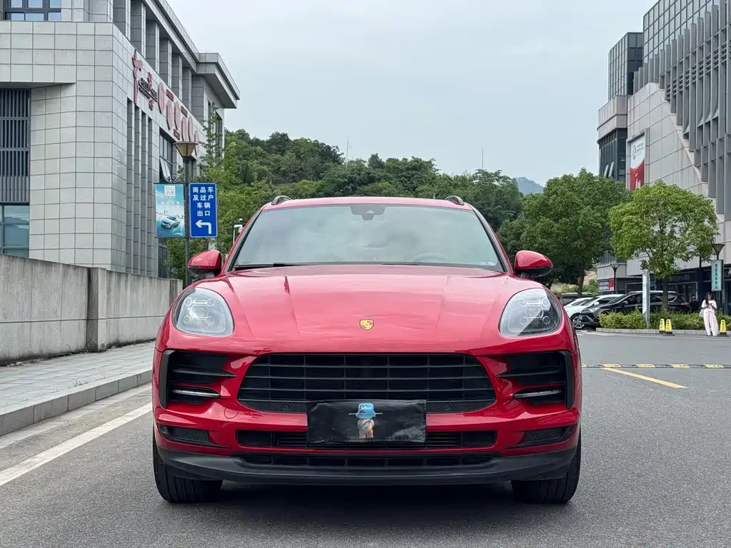 Porsche Macan 2019 — фото 2