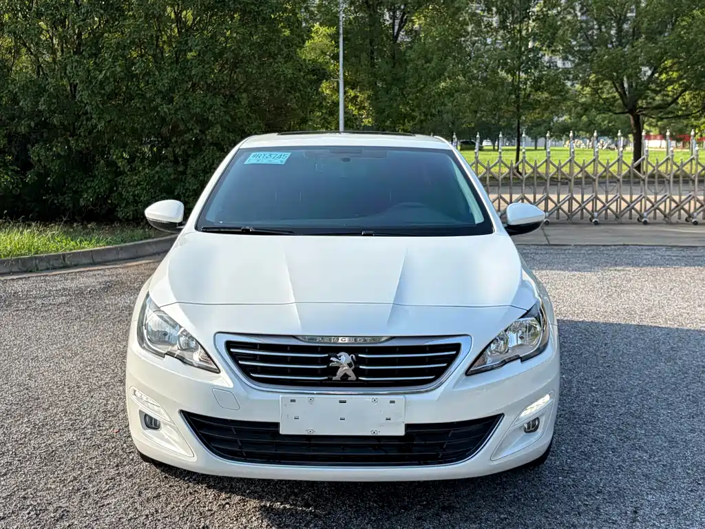 Peugeot 408 2016 — фото 2