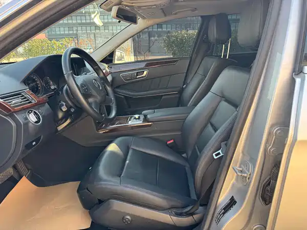 Mercedes-Benz E-Class 2013