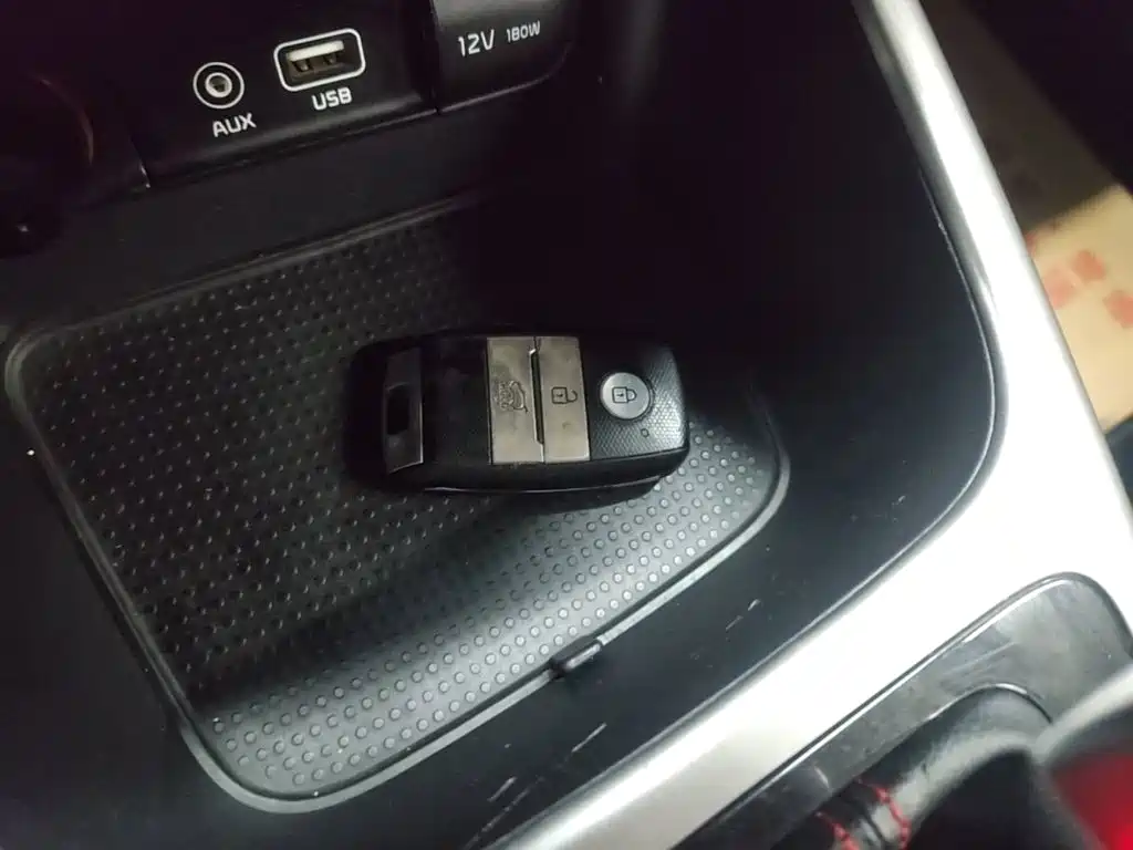 Kia KX3 2015 — фото 9