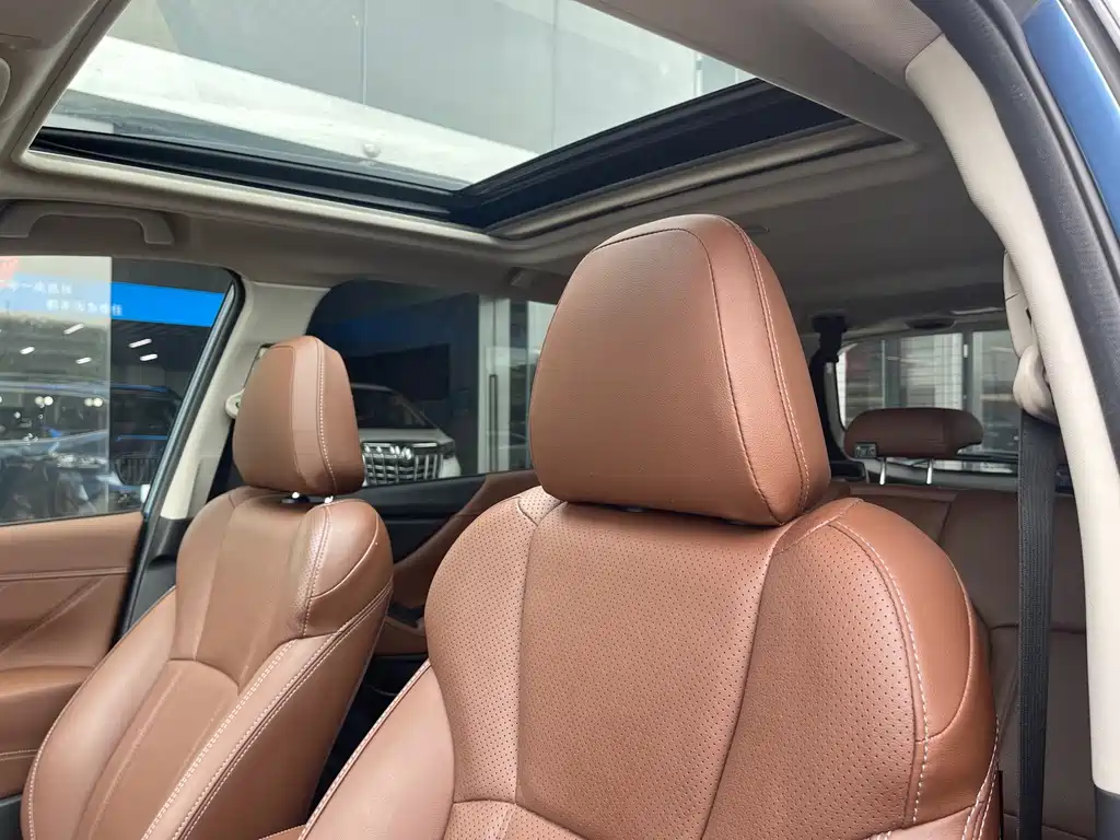 Subaru Forester 2020 — фото 10