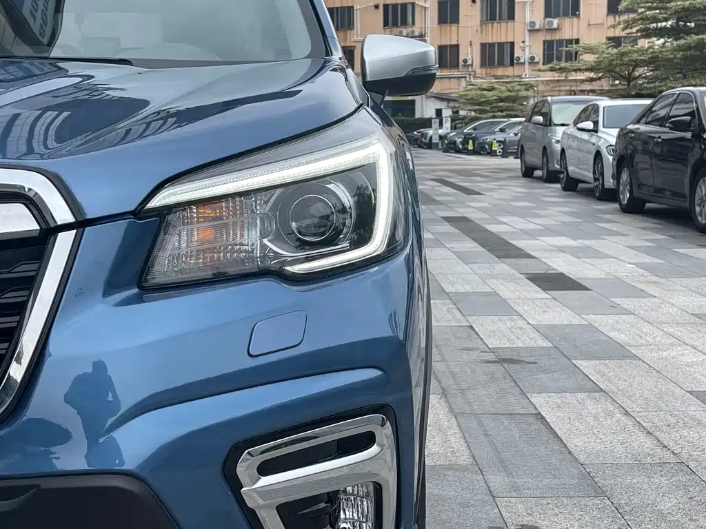 Subaru Forester 2020 — фото 4