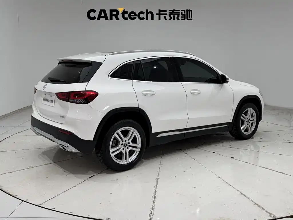 Mercedes-Benz GLA 2023 — фото 5