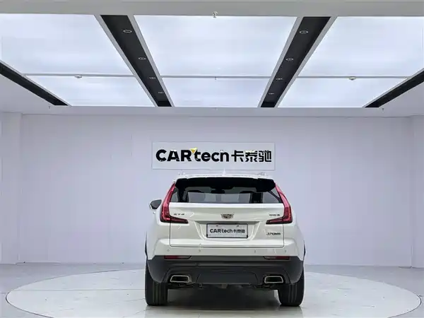 Cadillac XT4 2018