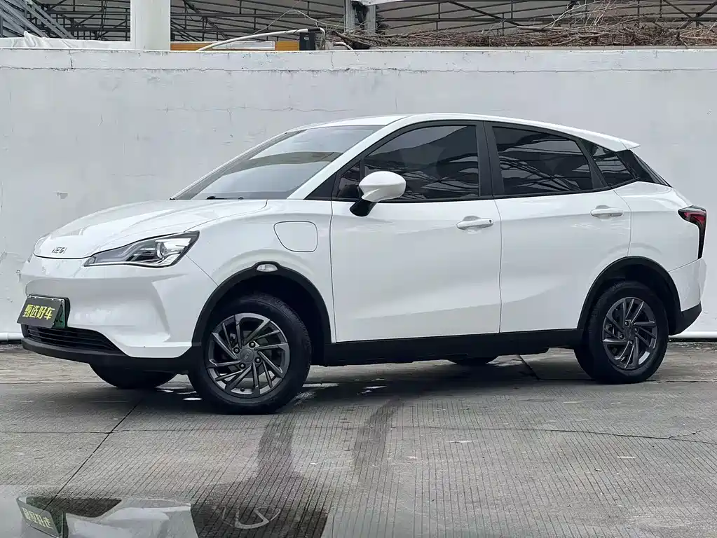 Neta V 2021