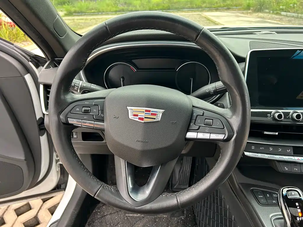 Cadillac CT5 2021 — фото 14