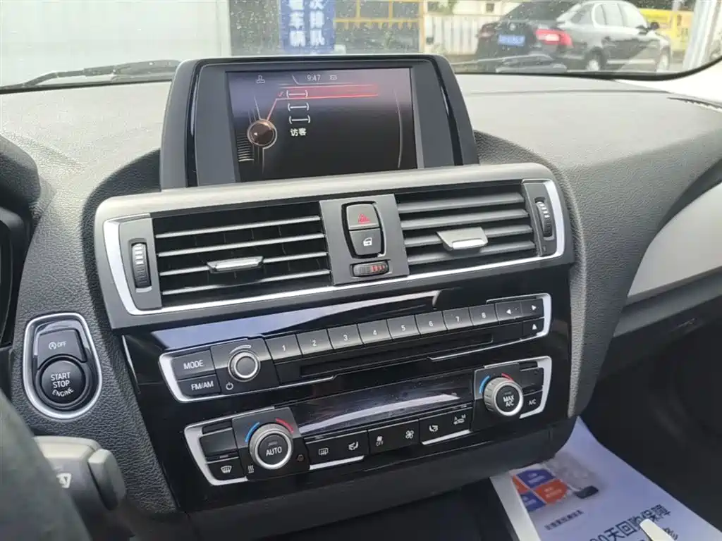 BMW 1 Series 2017 — фото 13