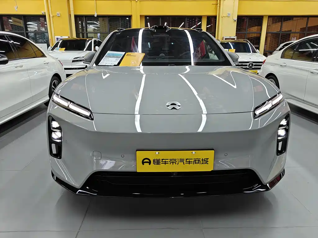 NIO ET5 2025