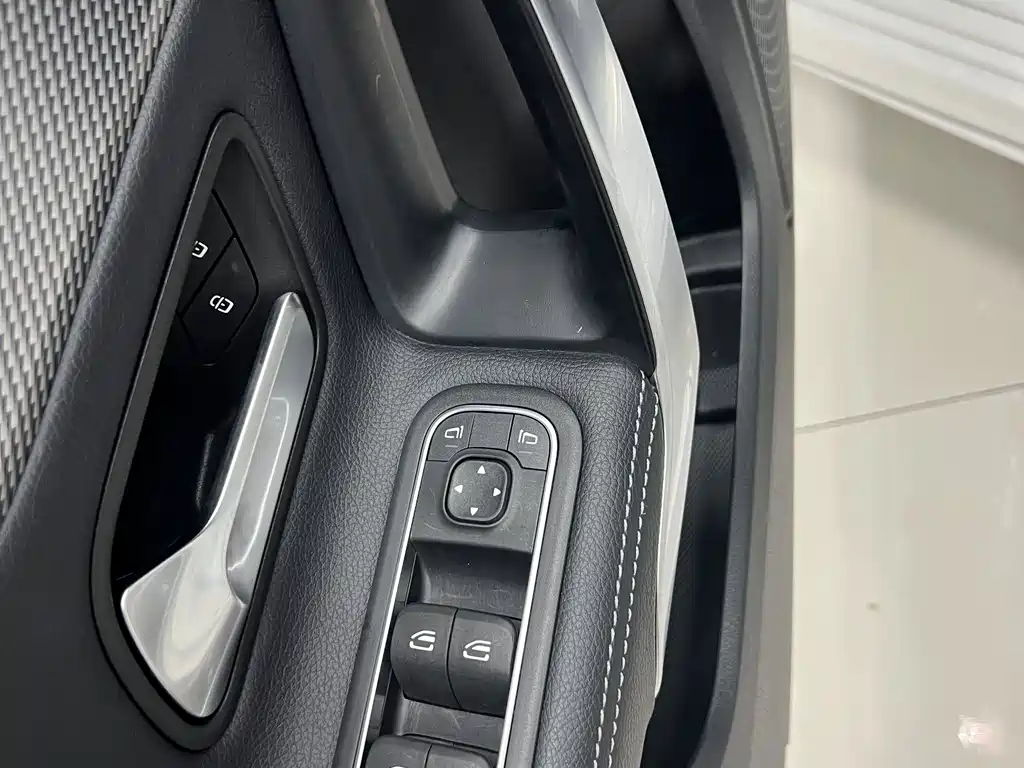 Mercedes-Benz A-Class 2023 — фото 8
