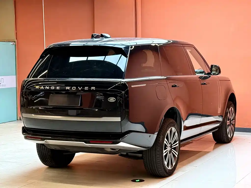 Land Rover Range Rover 2024 — фото 12
