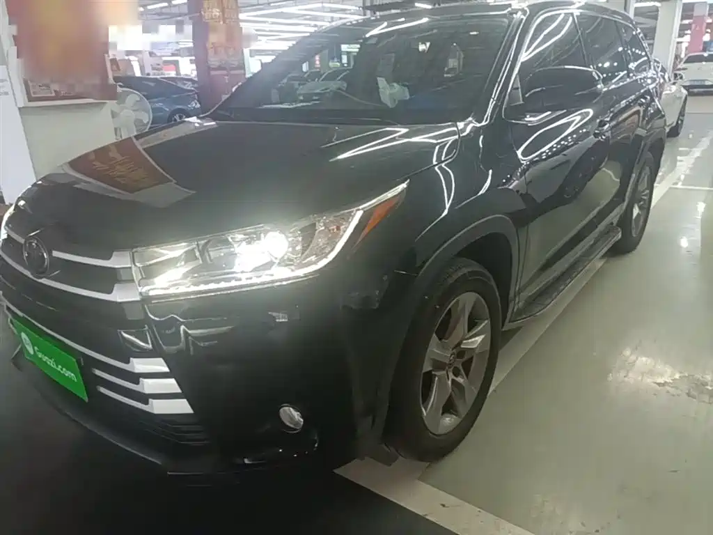 Toyota Highlander 2021 — фото 2