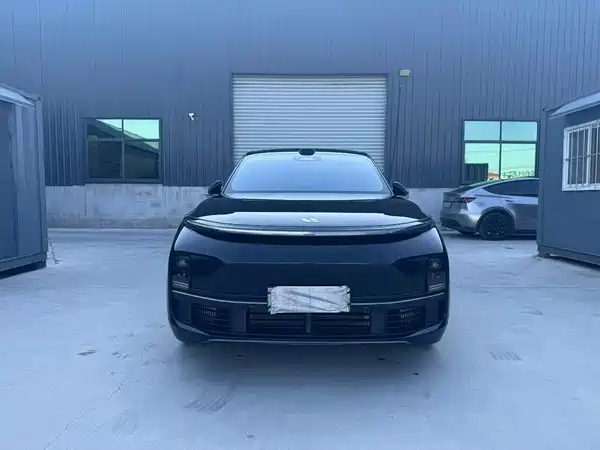 Li Auto L8 2024