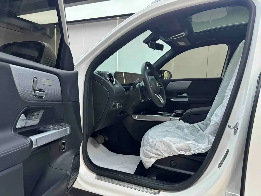 Mercedes-Benz GLB 2020 — фото 25