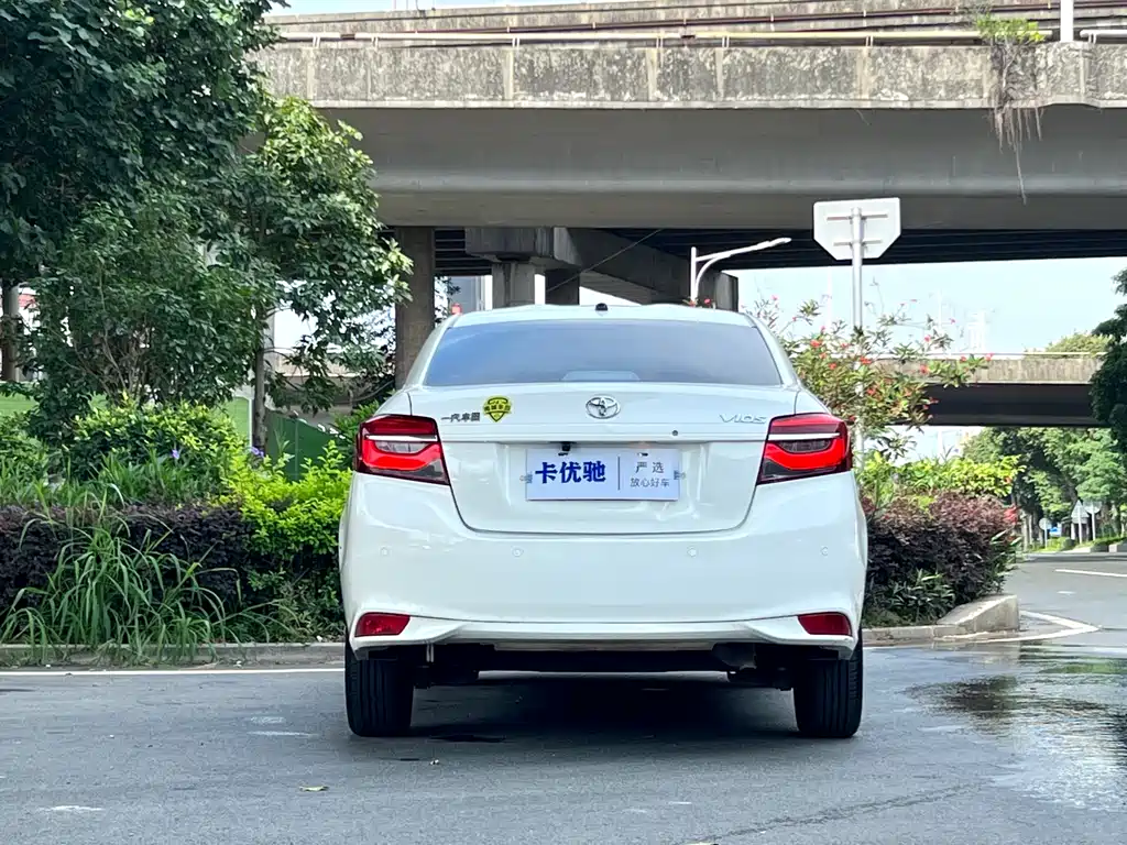 Toyota Vios 2022 — фото 5